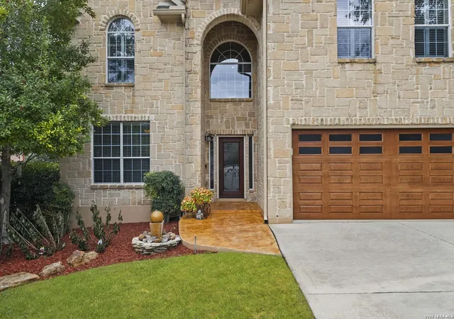 Photo 3 of Sale Pending at 506 Catanbo, San Antonio, TX 78258 | MLS# 1939464 | Listing updated on 2026-03-20