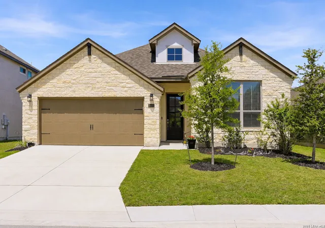 Photo 1 of Sale Pending at 29775 Slate Crk, Boerne, TX 78015 | MLS# 1939505 | Listing updated on 2026-04-22