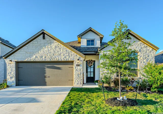 Photo 3 of Sale Pending at 29775 Slate Crk, Boerne, TX 78015 | MLS# 1939505 | Listing updated on 2026-04-22