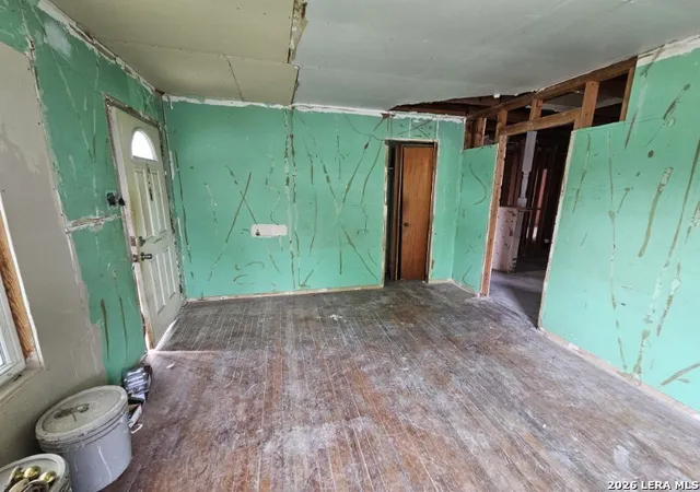 Photo 2 of Single family home for sale at 911 Topaz, San Antonio, TX 78228 | MLS# 1939523 | Listing updated on 2026-02-17