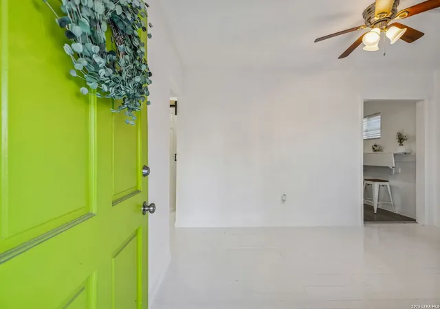 Photo 2 of Sale Pending at 330 Uvalde, San Antonio, TX 78210 | MLS# 1939627 | Listing updated on 2026-03-03