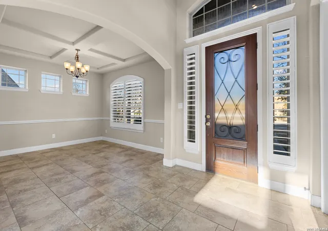 Photo 3 of Sale Pending at 16918 Sonoma Rdg, San Antonio, TX 78255 | MLS# 1939633 | Listing updated on 2026-03-16