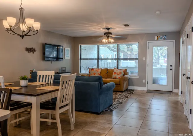 4th image of 604 Highcrest, Granite Shoals, TX 78654