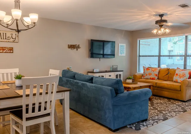 5th image of 604 Highcrest, Granite Shoals, TX 78654