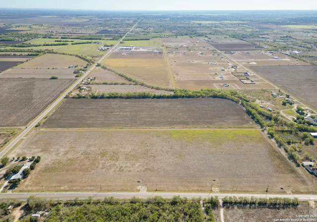 4th image of Lot 5 Fm 471, Natalia, TX 78059 | MLS# 1939663