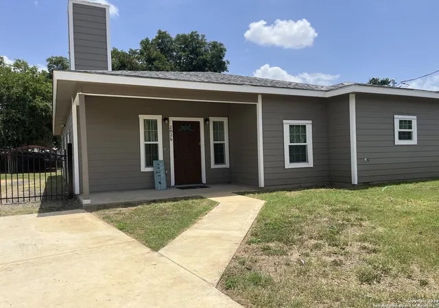Photo 3 of Single family home for sale at 2826 Christian, San Antonio, TX 78222 | MLS# 1939674 | Listing updated on 2026-07-31