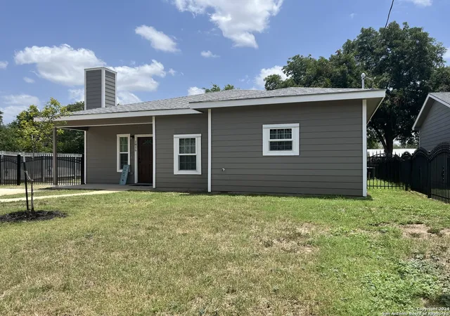 Photo 3 of Single family home for sale at 2826 Christian, San Antonio, TX 78222 | MLS# 1939674 | Listing updated on 2026-07-31
