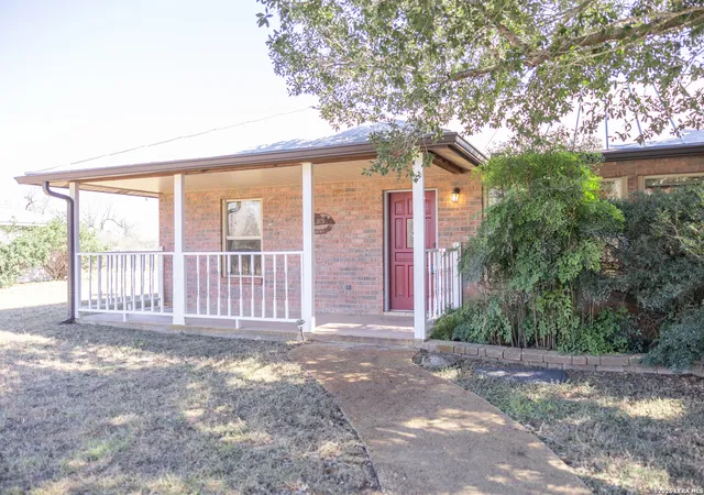 Homes for sale in St. Hedwig, TX | 3190 Pittman Rd, St. Hedwig, TX 78152 | MLS# 1939687