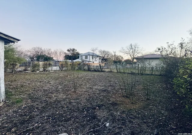25th image of 2610 W Ashby Pl, San Antonio, TX 78201 | MLS# 1939701