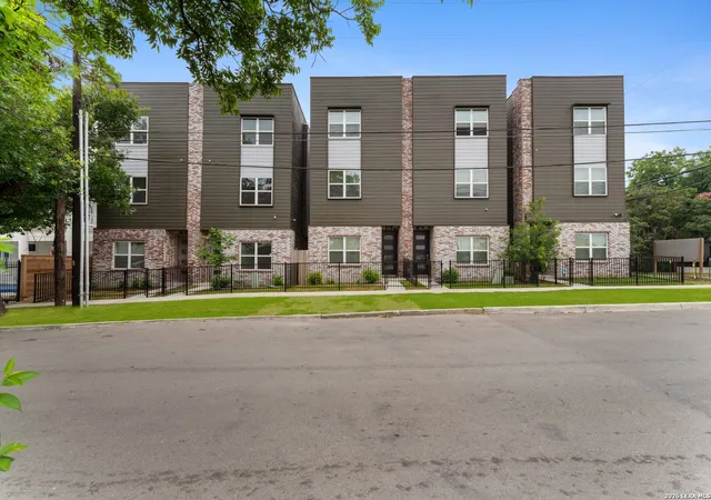 Photo 1 of Multi family home for sale at 323/319 Howard St, San Antonio, TX 78212 | MLS# 1939713 | Listing updated on 2026-03-03