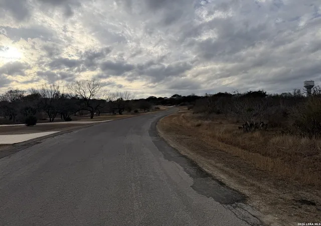 2nd image of 377 County Road 367, Hondo, TX 78861 | MLS# 1939732