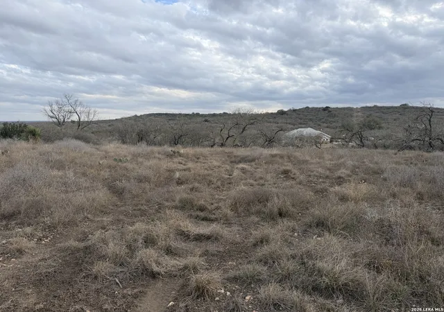 4th image of 377 County Road 367, Hondo, TX 78861 | MLS# 1939732
