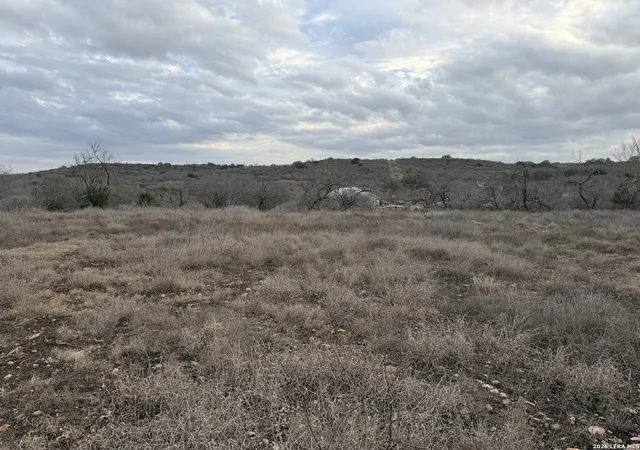 8th image of 377 County Road 367, Hondo, TX 78861 | MLS# 1939732