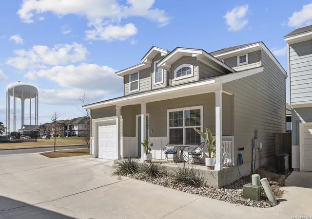 Photo 2 of Single family home for sale at 2047 Silver Oaks, San Antonio, TX 78213 | MLS# 1939764 | Listing updated on 2026-02-17