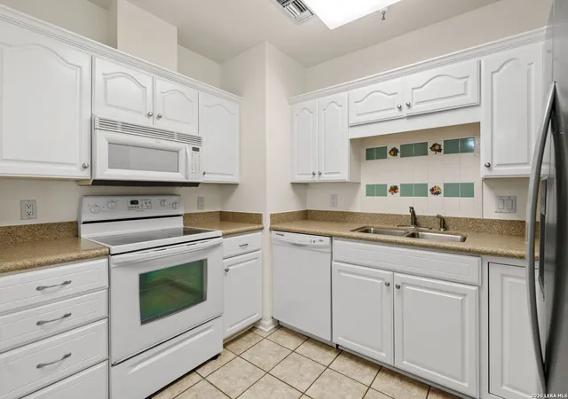 Homes for sale in San Antonio, TX | 1 Towers Park Ln #1810, San Antonio, TX 78209 | MLS# 1939785