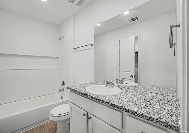 Photo 4 of Sale Pending at 13947 Bull, San Antonio, TX 78252 | MLS# 1939794 | Listing updated on 2026-03-23
