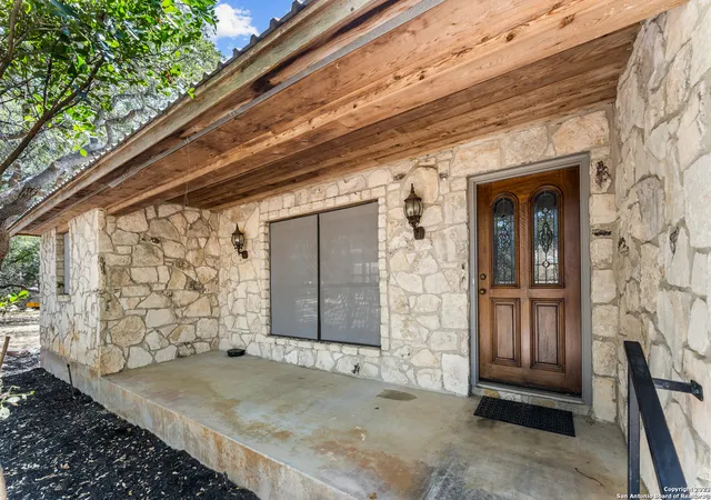 2nd image of 1657 Acacia Pkwy, Spring Branch, TX 78070 | MLS# 1939822