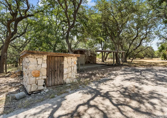 35th image of 1657 Acacia Pkwy, Spring Branch, TX 78070 | MLS# 1939822