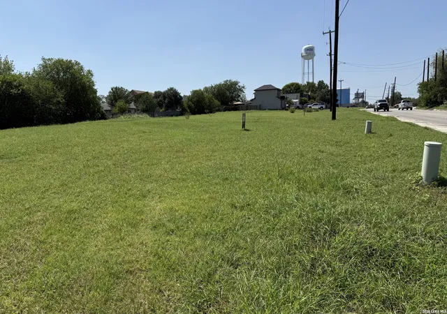 2nd image of 815 Toepperwein, Converse, TX 78109 | MLS# 1939854