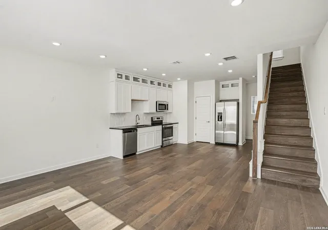 3rd image of 310 W Evergreen, San Antonio, TX 78212 | MLS# 1939865