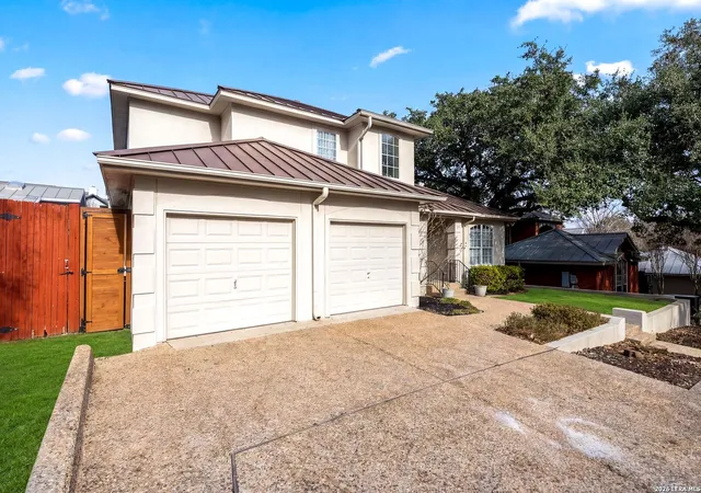 Photo 3 of Sale Pending at 55 Donore, San Antonio, TX 78229 | MLS# 1939919 | Listing updated on 2026-05-18