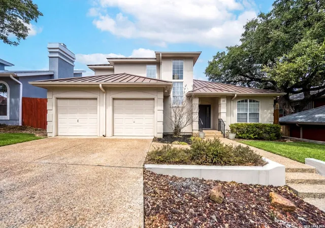 Photo 2 of Sale Pending at 55 Donore, San Antonio, TX 78229 | MLS# 1939919 | Listing updated on 2026-05-18