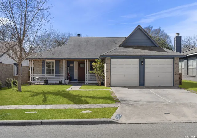 Photo 1 of Single family home for sale at 11011 Forest Crown, Live Oak, TX 78233 | MLS# 1939934 | Listing updated on 2026-02-18