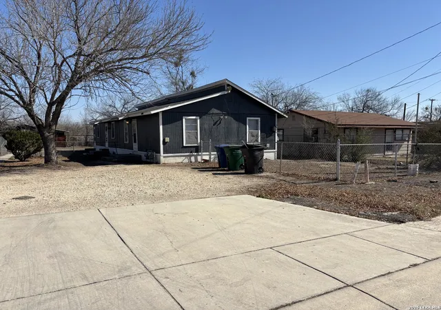 Photo 3 of Multi family home for sale at 8814 Wilma Jean, San Antonio, TX 78224 | MLS# 1939949 | Listing updated on 2026-02-18
