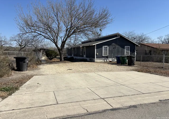 Photo 4 of Multi family home for sale at 8814 Wilma Jean, San Antonio, TX 78224 | MLS# 1939949 | Listing updated on 2026-02-18