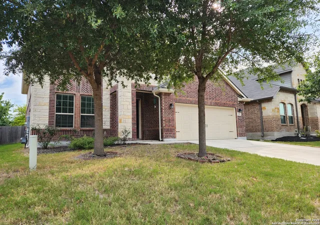 Photo 2 of Sale Pending at 1806 Ayleth, San Antonio, TX 78213 | MLS# 1939955 | Listing updated on 2026-03-12
