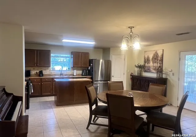 Photo 4 of Single family home for sale at 11102 Entrada, Laredo, TX 78045 | MLS# 1939956 | Listing updated on 2026-02-13
