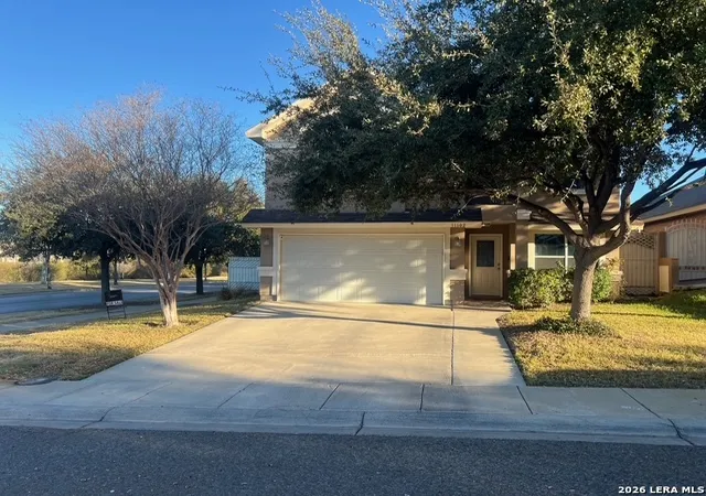 Photo 1 of Single family home for sale at 11102 Entrada, Laredo, TX 78045 | MLS# 1939956 | Listing updated on 2026-02-13