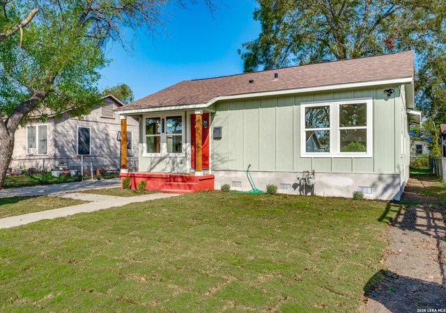2nd image of 227 Burke, San Antonio, TX 78225 | MLS# 1939976