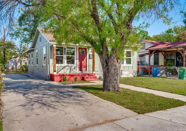 3rd image of 227 Burke, San Antonio, TX 78225 | MLS# 1939976
