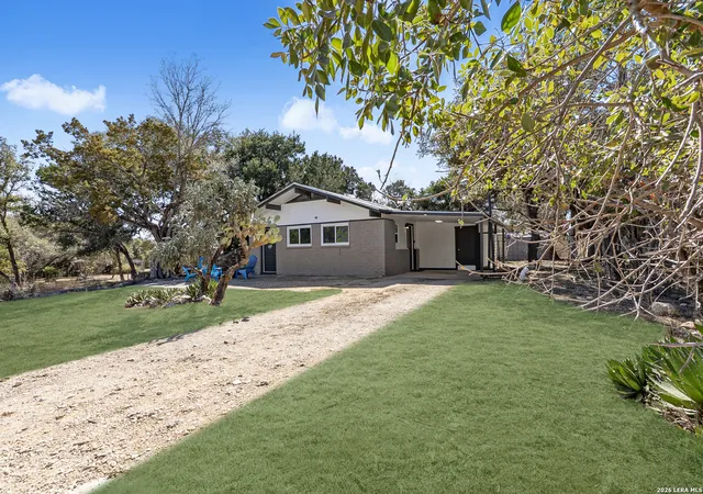 Photo 3 of Sale Pending at 553 Matt Dillon Dr, Bandera, TX 78003 | MLS# 1939982 | Listing updated on 2026-03-23