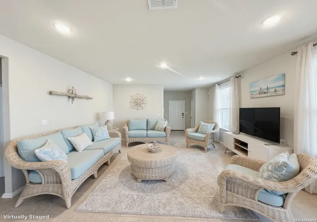 Photo 1 of Sale Pending at 6218 Longhurst Way, San Antonio, TX 78218 | MLS# 1939993 | Listing updated on 2026-03-06