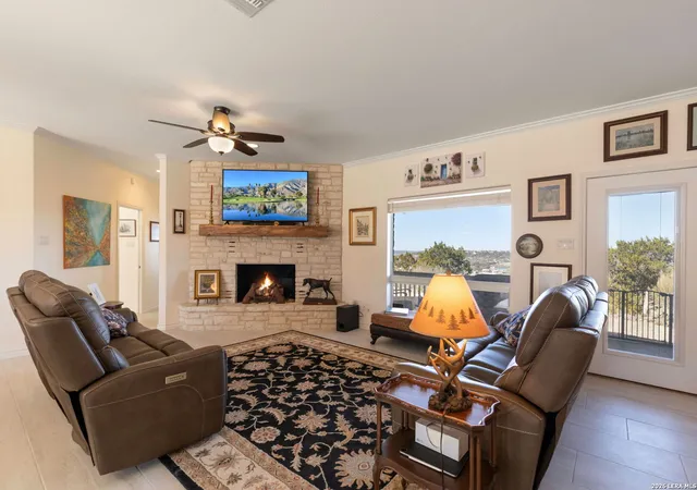 5th image of 1817 Summit Point, Kerrville, TX 78028 | MLS# 1940011