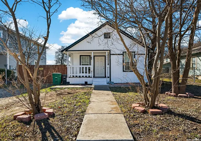 Homes for sale in San Antonio, TX | 124 Belmont, San Antonio, TX 78202 | MLS# 1940080