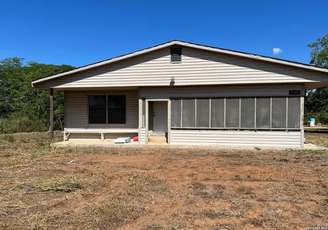 1st image of 3200 N State Hwy 16, Jourdanton, TX 78026 | MLS# 1940127