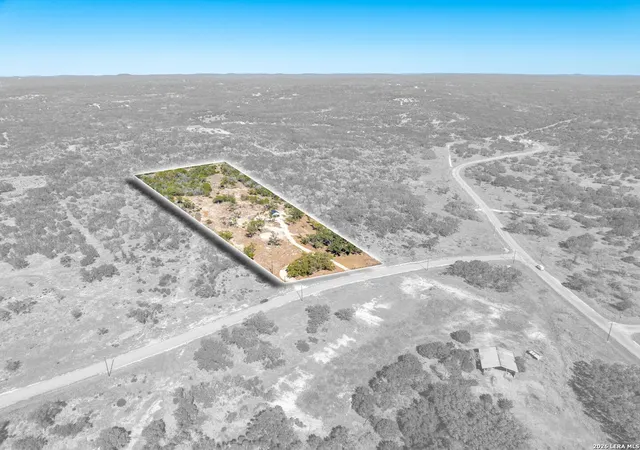 1st image of 174 Crescent Ridge, Hondo, TX 78009 | MLS# 1940148