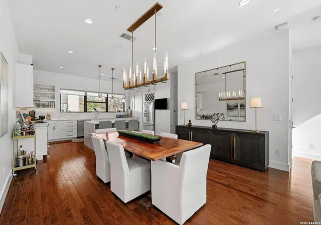 2nd image of 318 W Grayson #204, San Antonio, TX 78212 | MLS# 1940154