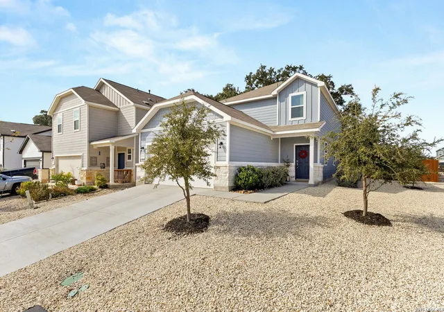 Photo 2 of Single family home for sale at 175 Honey Oak, New Braunfels, TX 78130 | MLS# 1940171 | Listing updated on 2026-07-27