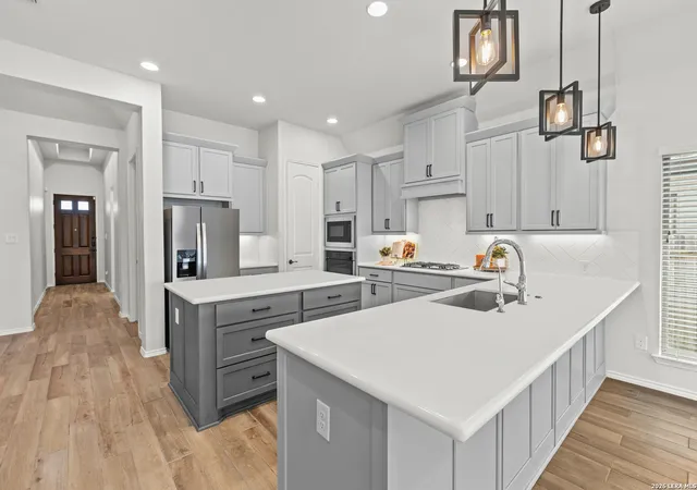 Photo 4 of Single family home for sale at 14146 Blind Bandit Crk, San Antonio, TX 78254 | MLS# 1940187 | Listing updated on 2026-10-29