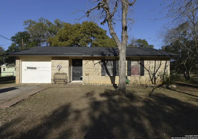 27th image of 207 Hackberry, Bandera, TX 78003 | MLS# 1940296
