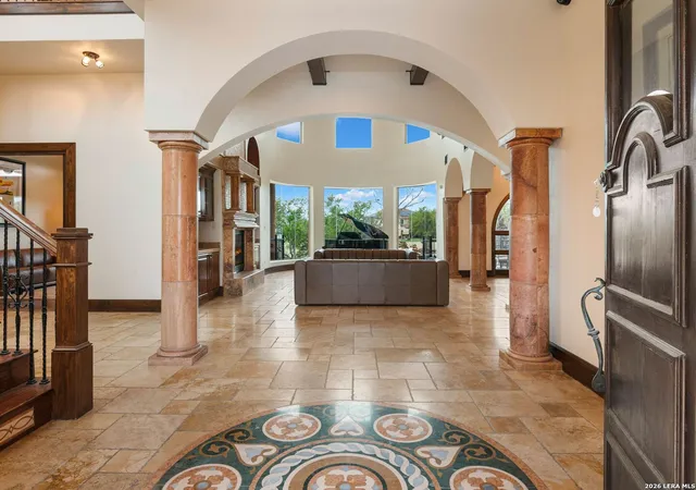Photo 2 of Sale Pending at 45 Champions Run, San Antonio, TX 78258 | MLS# 1940322 | Listing updated on 2026-03-02