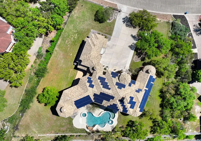 Photo 100 of Sale Pending at 45 Champions Run, San Antonio, TX 78258 | MLS# 1940322 | Listing updated on 2026-03-02