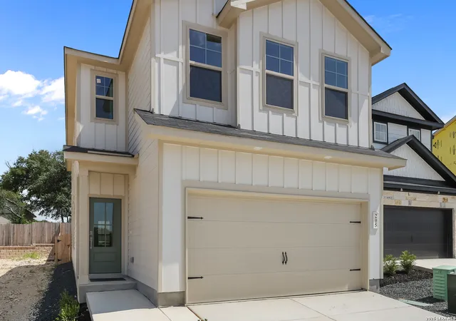 Photo 3 of Sale Pending at 1018 West 1604 North Unit 205, San Antonio, TX 78251 | MLS# 1940363 | Listing updated on 2026-09-26