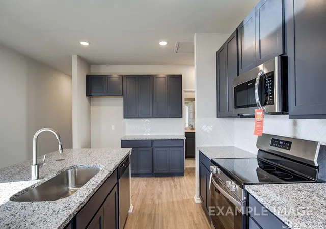 Photo 4 of Sale Pending at 4955 Mala Vida, San Antonio, TX 78222 | MLS# 1940367 | Listing updated on 2026-03-27