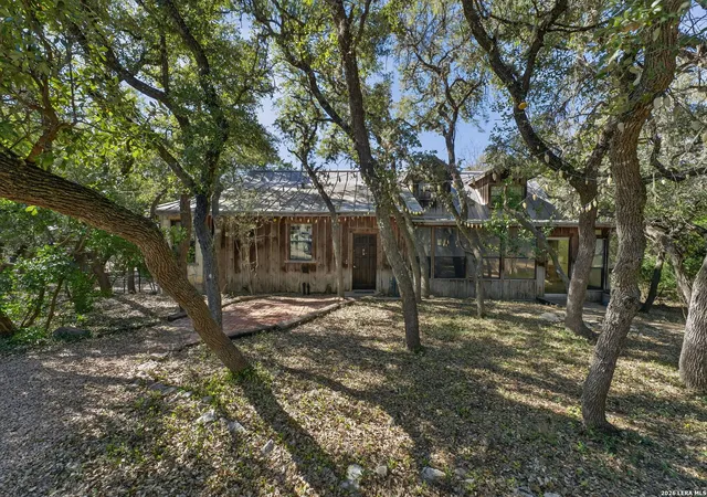 Photo 2 of Single family home for sale at 218 Whitworth, Boerne, TX 78006 | MLS# 1940375 | Listing updated on 2026-02-21