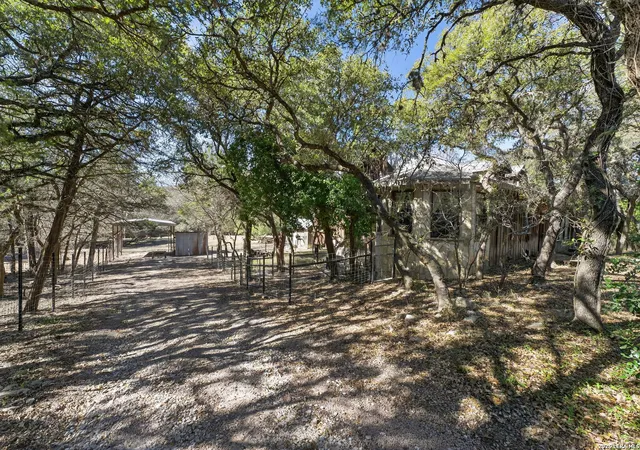 Photo 3 of Single family home for sale at 218 Whitworth, Boerne, TX 78006 | MLS# 1940375 | Listing updated on 2026-02-21